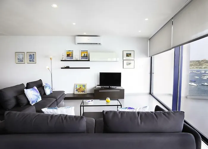 Mellieha Bay Waters Edge No. 160