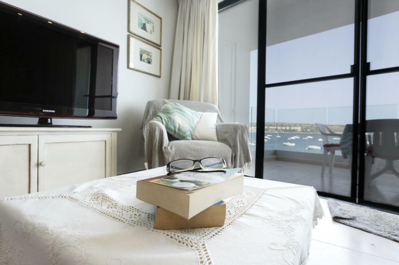 Appartement Bay Waters Edge No. 160